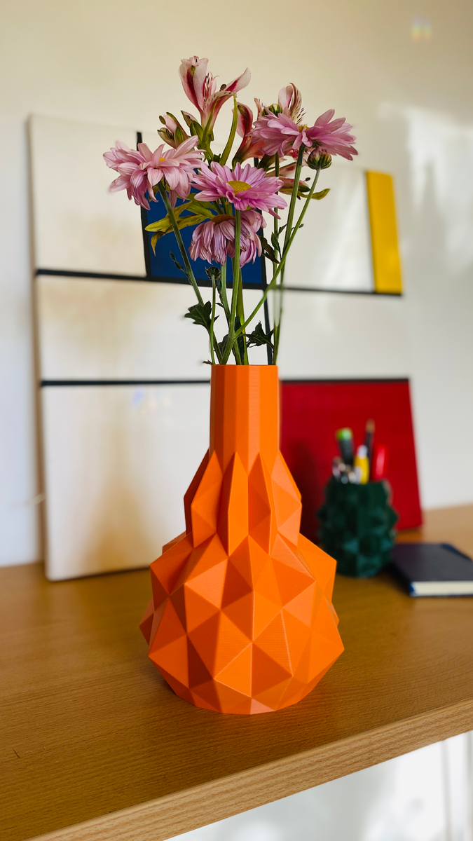 POLY VASE 1 1920